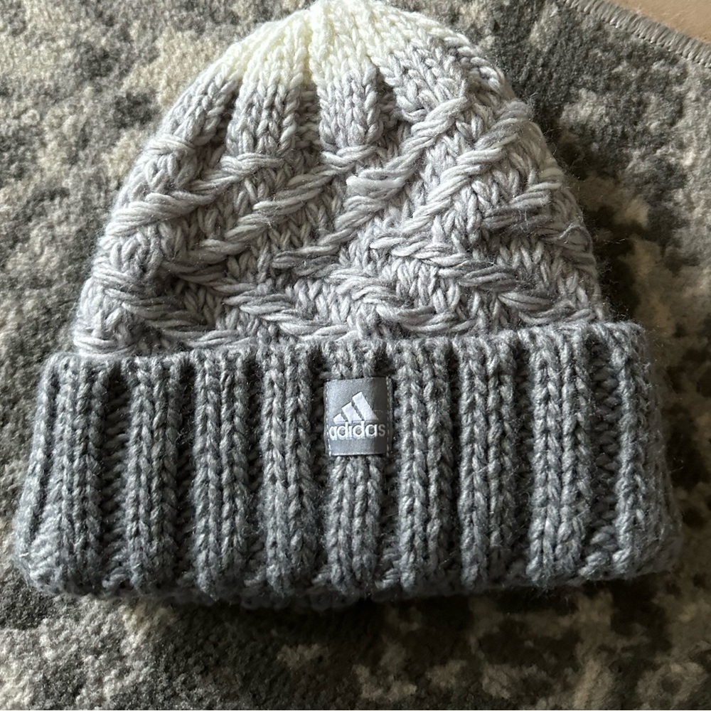 Adidas beanie